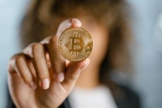 泰达币发行人是哪国人，发行泰达币得公司靠什么赚钱