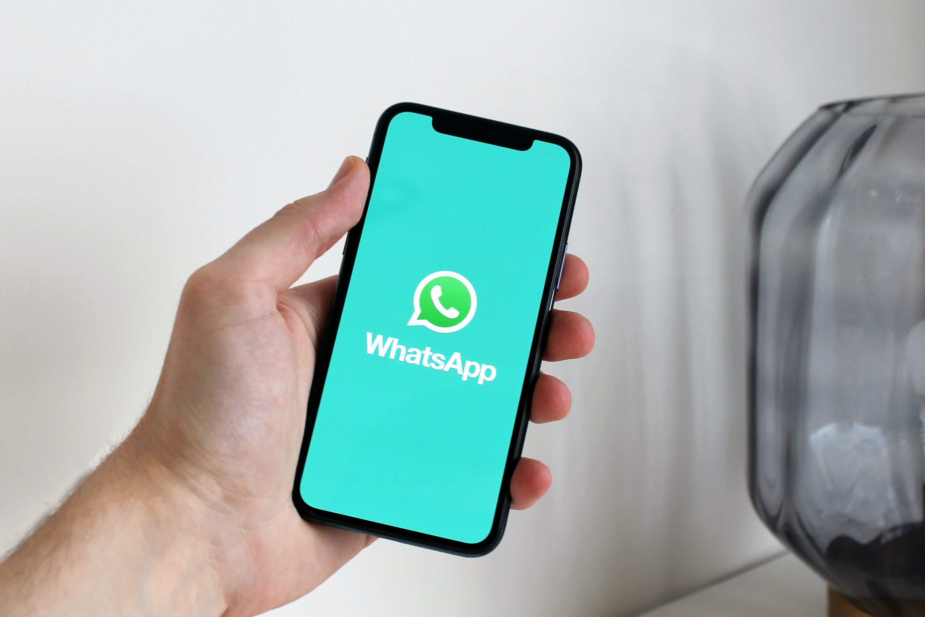 whatsapp哪个国家，whatsapp哪个国家发明