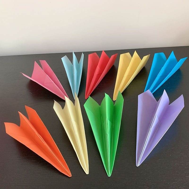 纸飞机什么意思，纸飞机意味着什么