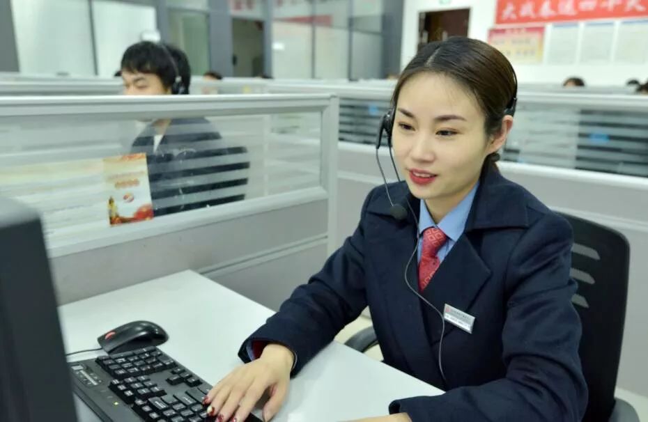 im人工客服电话，imoney人工客服